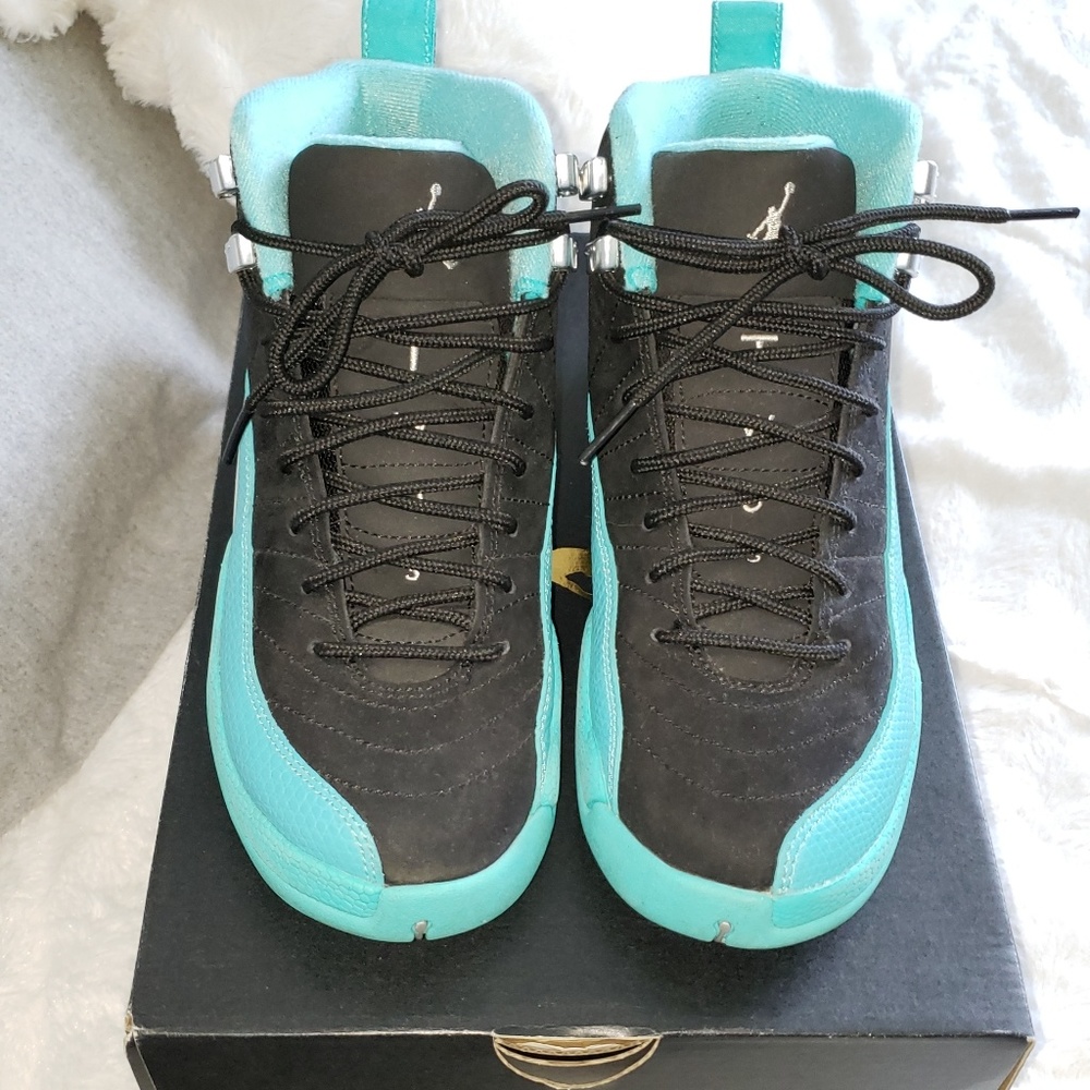 Retro 12